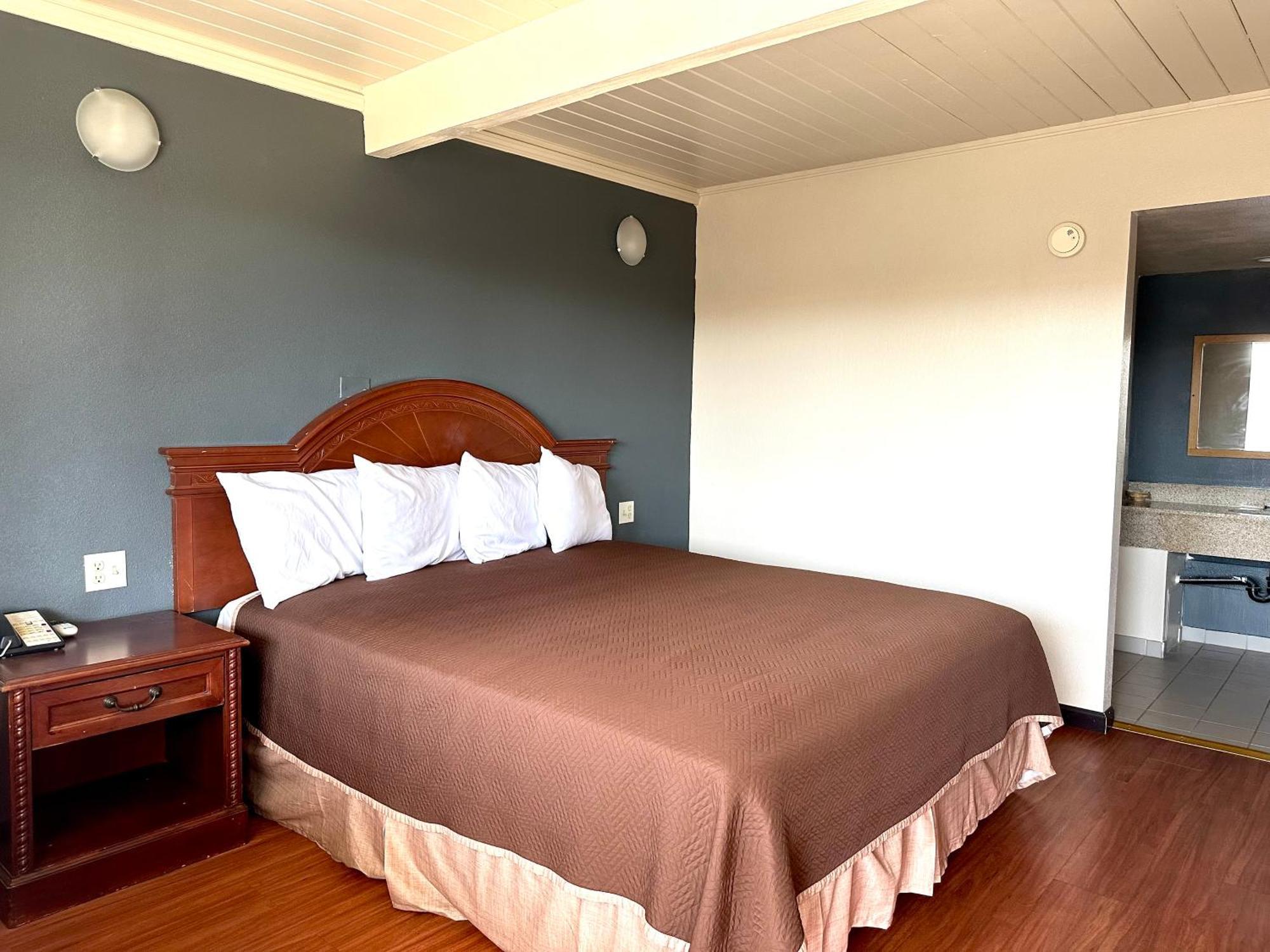 Regency Inn Fresno Extérieur photo